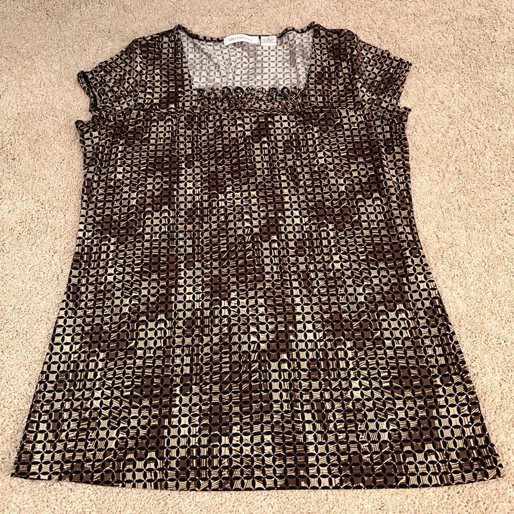 Liz Claiborne Fitted Cap Sleeve Blouse. Size M